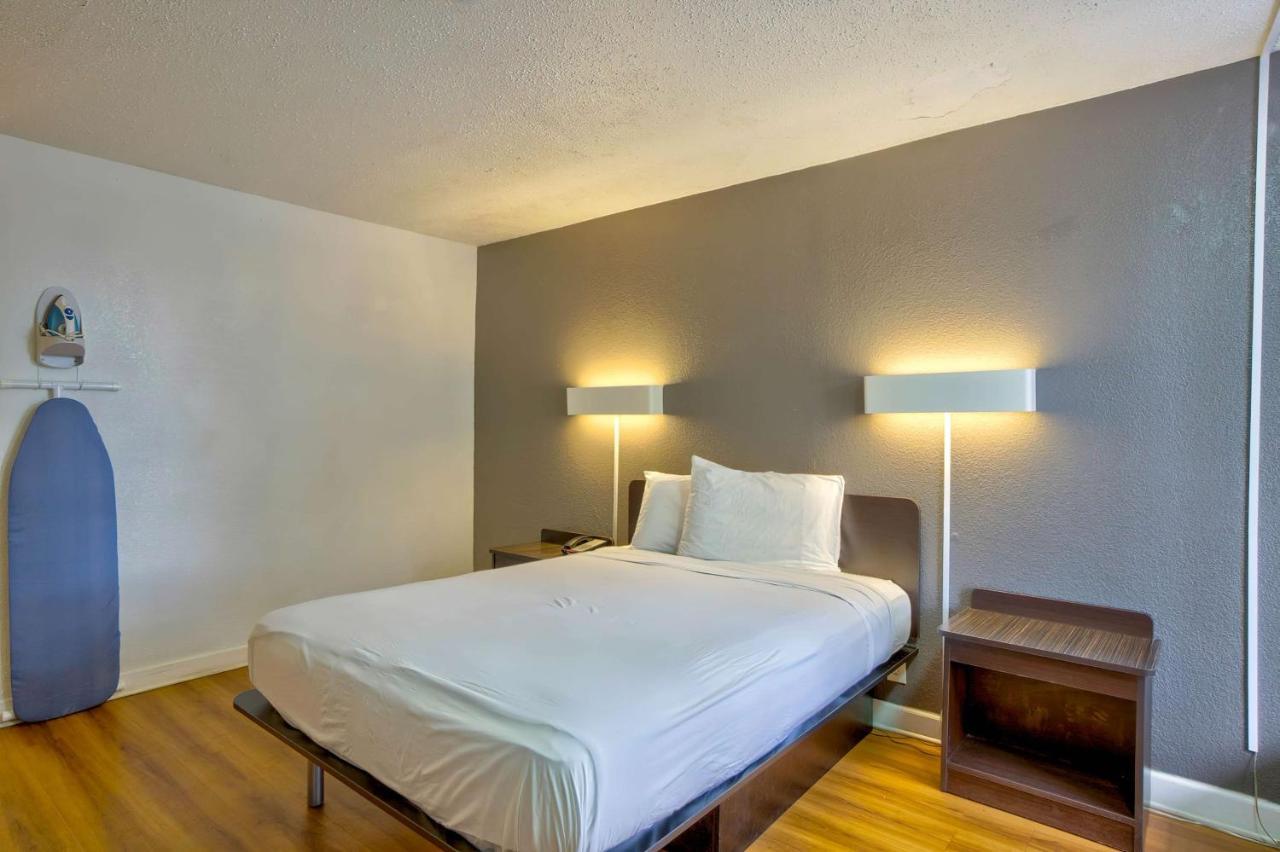 Motel 6-Gainesville, Fl Экстерьер фото